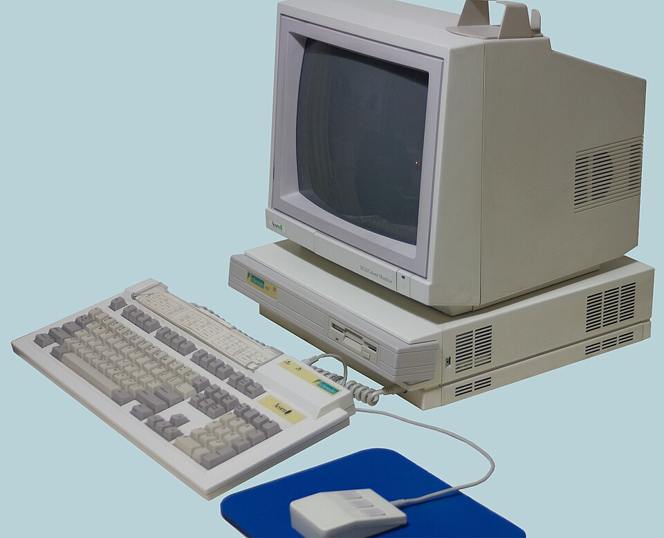 Photograph of Acorn Archimedes / Risc PC