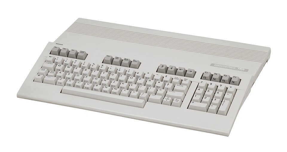 Photograph of Commodore 128